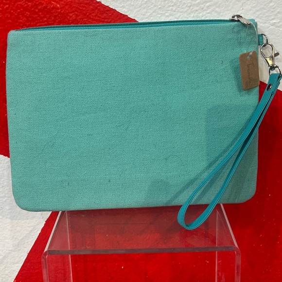 Seeded Clutch - Picture 2 of 4